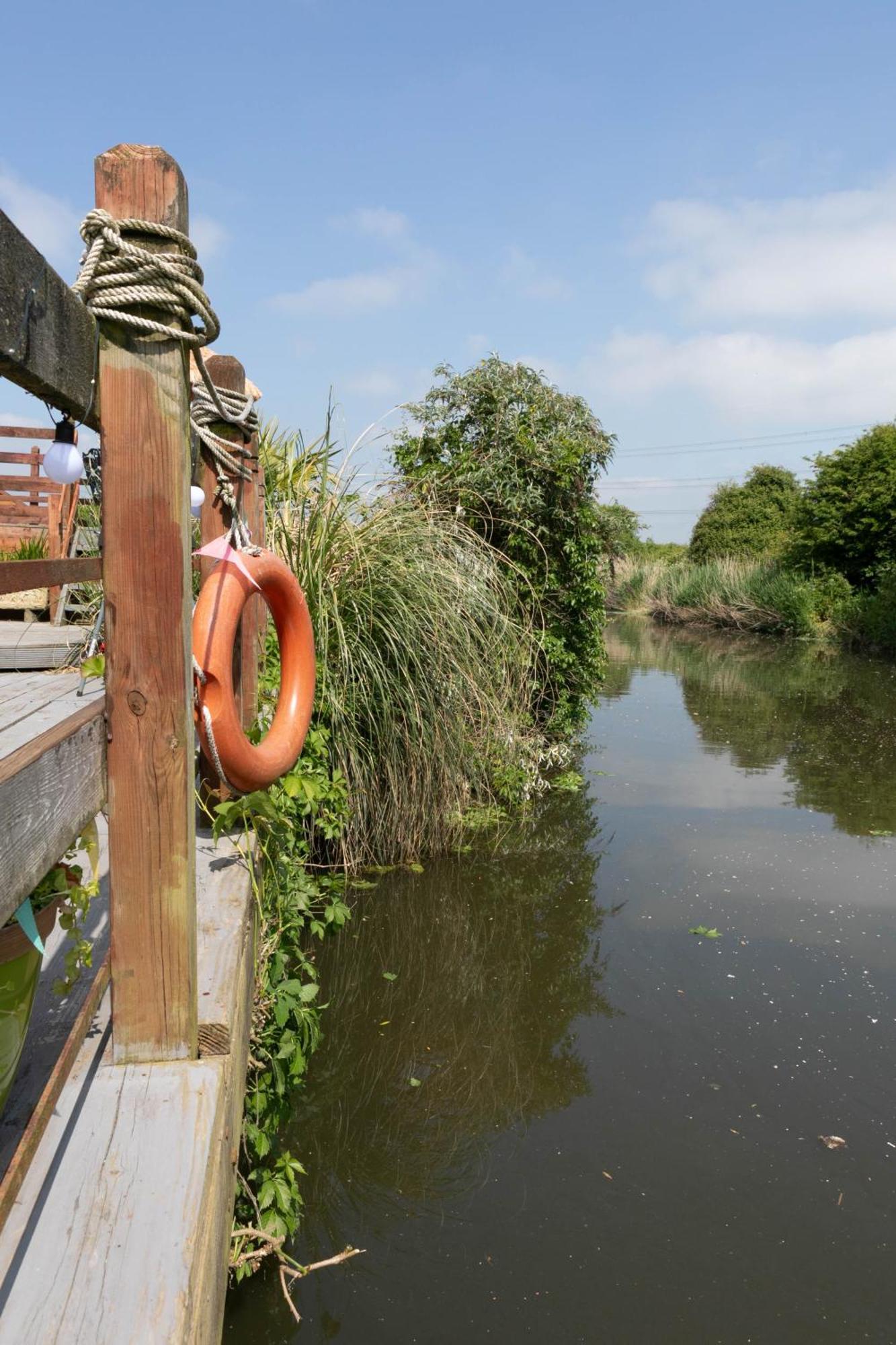 فيلا Riverside Escape Iden Rye المظهر الخارجي الصورة