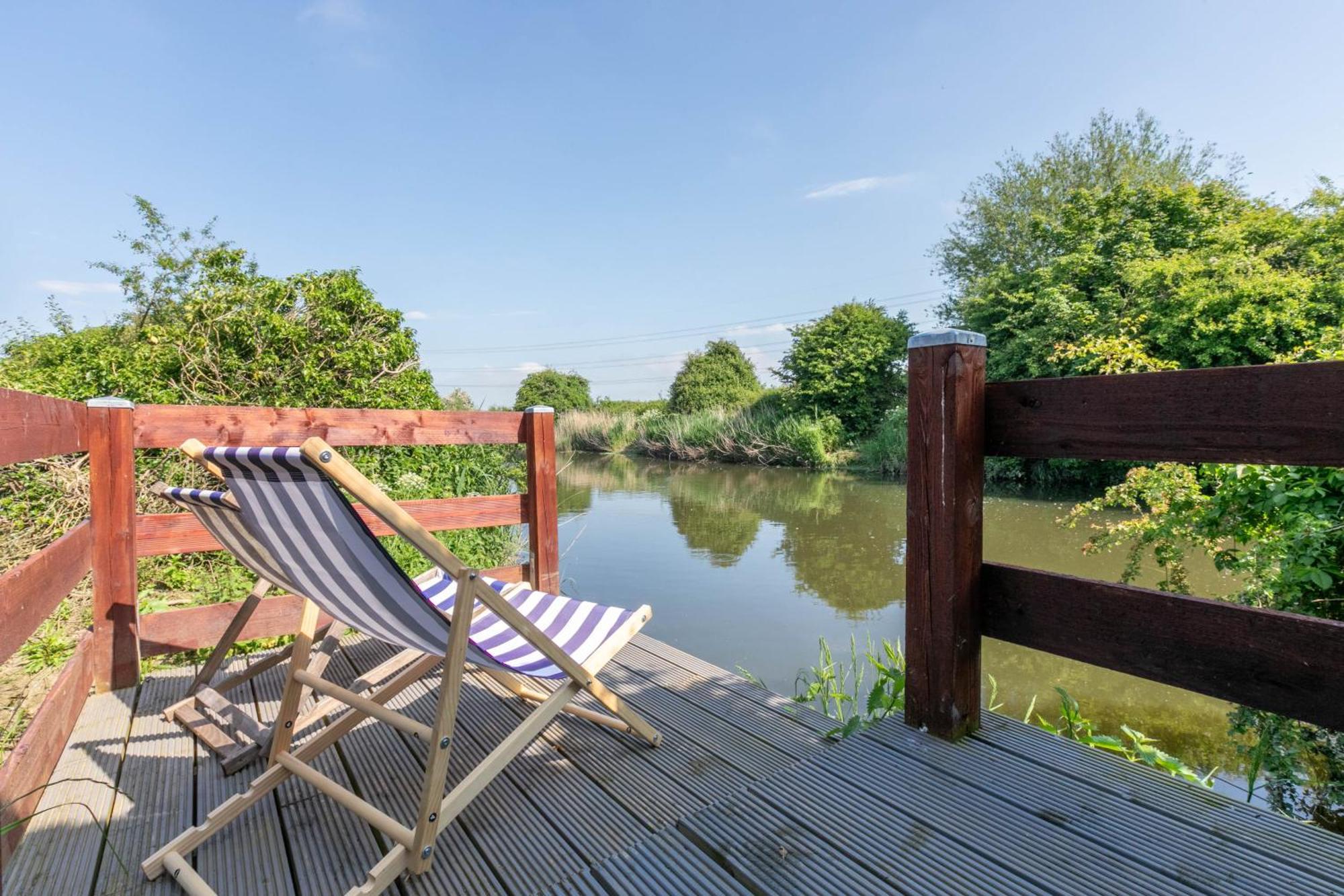 فيلا Riverside Escape Iden Rye المظهر الخارجي الصورة